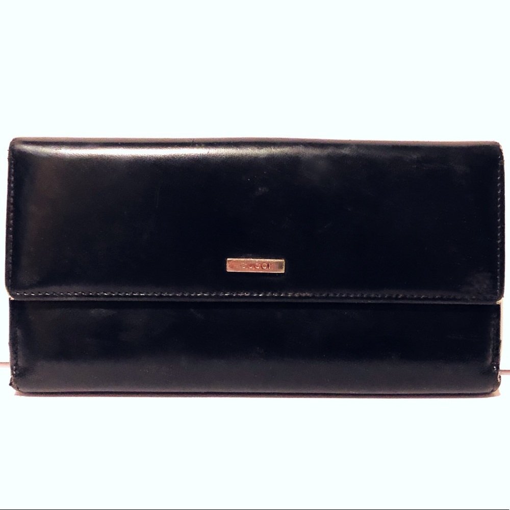 Authentic black leather Gucci long wallet